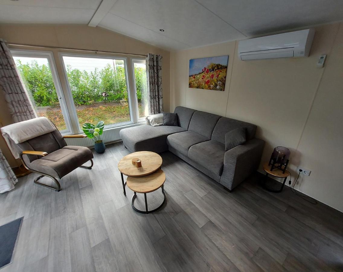 فيلا Chalet Wanama. Gelegen Op Het Vakantiepark Het Lierderholt Op De Veluwe. بيكبيرخين المظهر الخارجي الصورة
